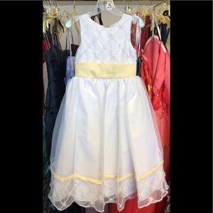 NWT Flower Girl Dress- Sweet Beginnings - size 3